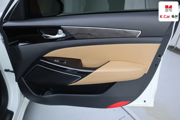 2020 - kia k7