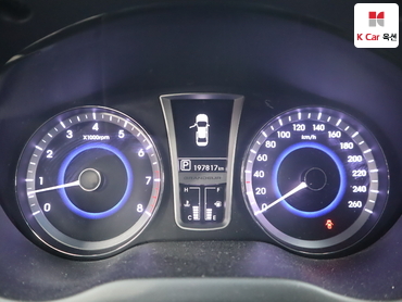 2012 - hyundai grandeur
