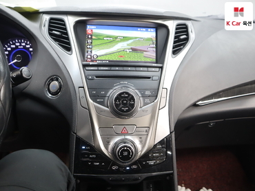 2012 - hyundai grandeur