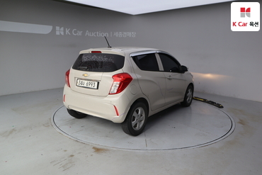 2019 - chevrolet spark