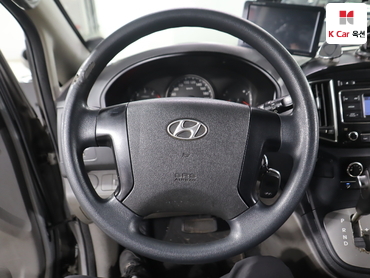 2016 - hyundai grand starex