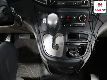 2016 - hyundai grand starex