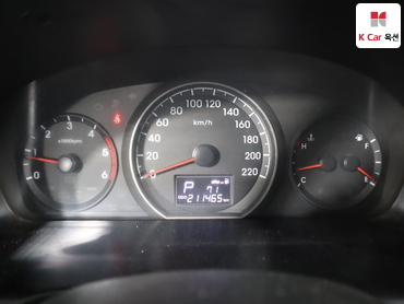 2016 - hyundai grand starex