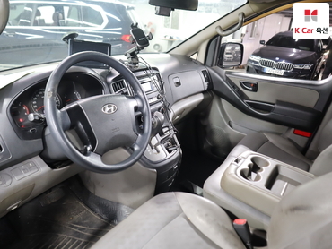 2016 - hyundai grand starex