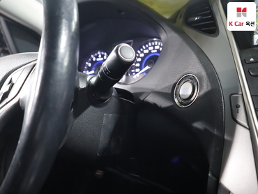 2013 - hyundai grandeur