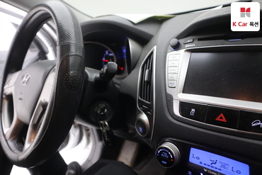 2010 - hyundai tucson