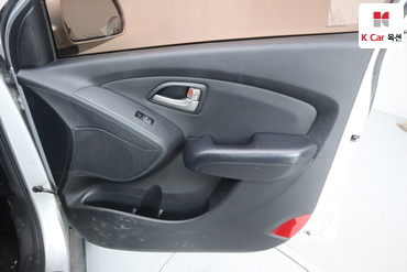 2010 - hyundai tucson
