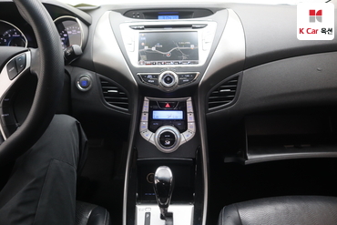 2011 - hyundai avante
