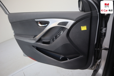 2011 - hyundai avante