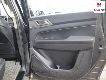 2018 - kgm rexton