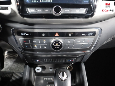 2018 - kgm rexton