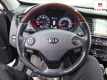 2015 - kia k9