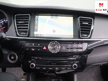 2015 - kia k9
