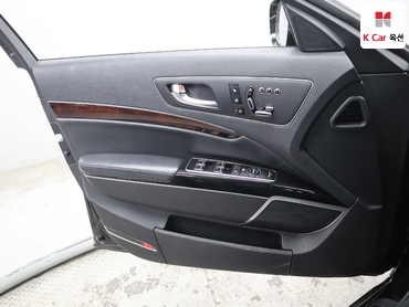 2015 - kia k9