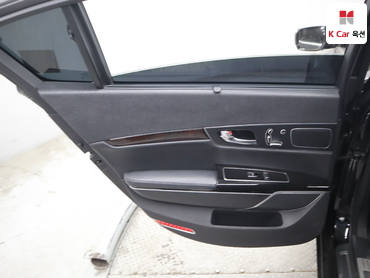 2015 - kia k9
