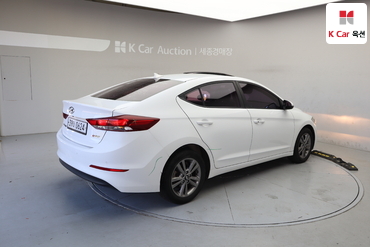 2016 - hyundai avante