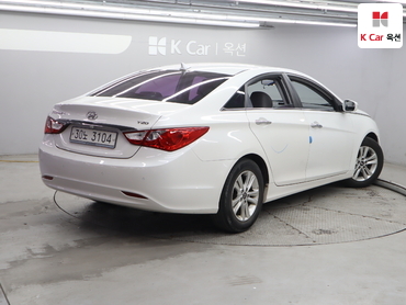 2011 - hyundai sonata