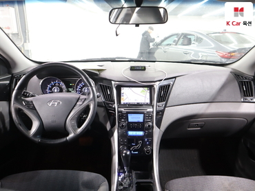 2011 - hyundai sonata