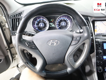 2011 - hyundai sonata