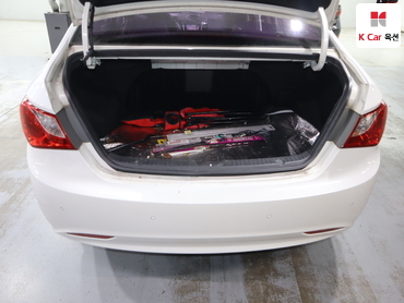 2011 - hyundai sonata