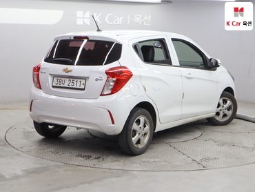 2017 - chevrolet spark