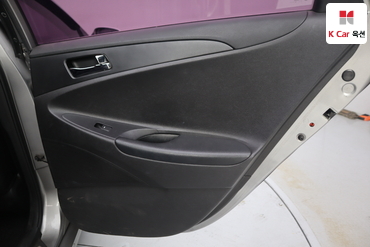 2011 - hyundai sonata