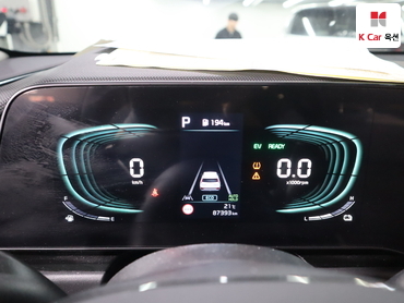 2024 - kia niro