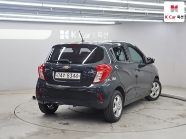 2017 - chevrolet spark