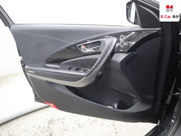 2011 - hyundai grandeur