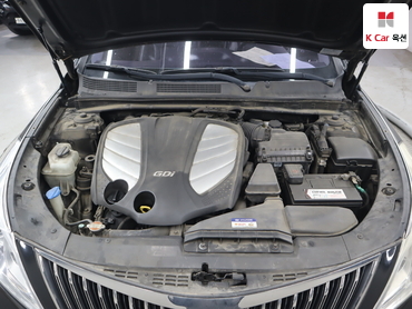 2011 - hyundai grandeur