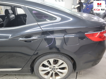2011 - hyundai grandeur