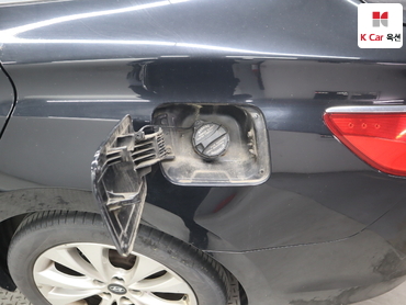 2011 - hyundai grandeur