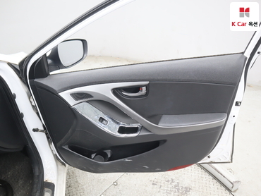2015 - hyundai avante