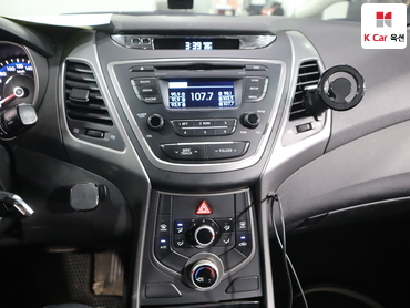 2015 - hyundai avante