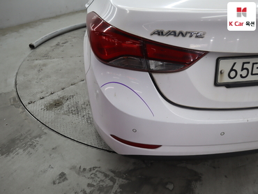 2015 - hyundai avante