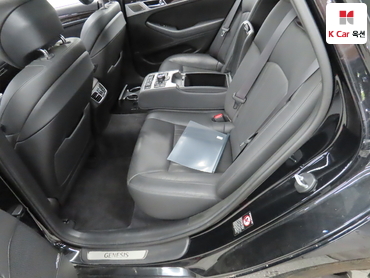 2017 - genesis g80