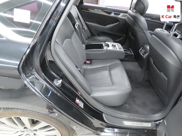 2017 - genesis g80