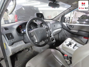 2021 - hyundai grand starex