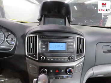 2021 - hyundai grand starex