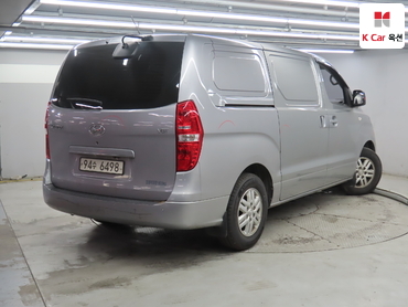 2021 - hyundai grand starex