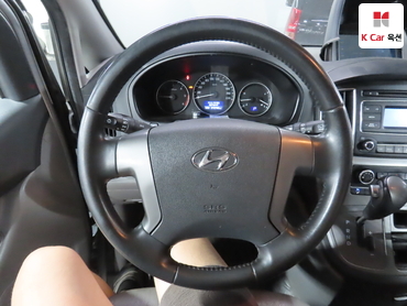 2021 - hyundai grand starex