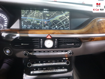 2016 - genesis eq900