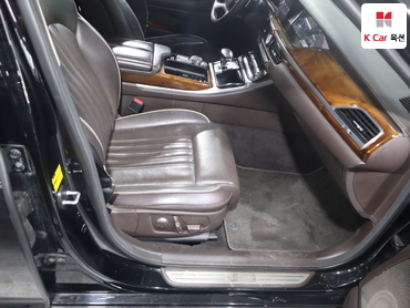2016 - genesis eq900