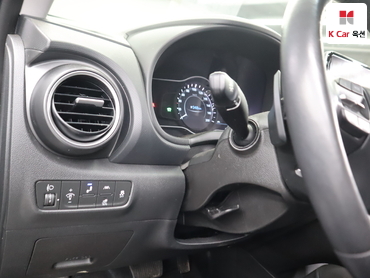 2020 - hyundai kona