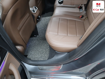 2019 - mercedes-benz e300