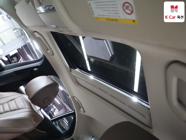 2019 - mercedes-benz e300