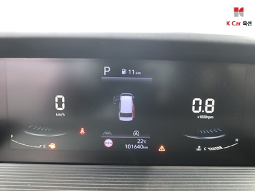 2023 - hyundai staria