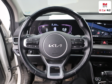 2023 - kia sportage