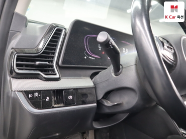 2023 - kia sportage