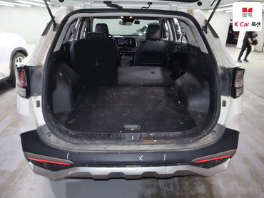 2023 - kia sportage